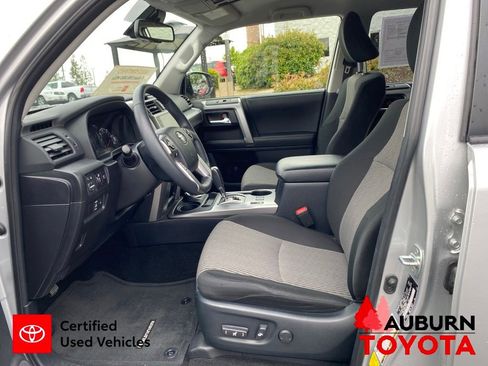 Used 2023 Toyota 4Runner SR5 AWD/4WD image 28