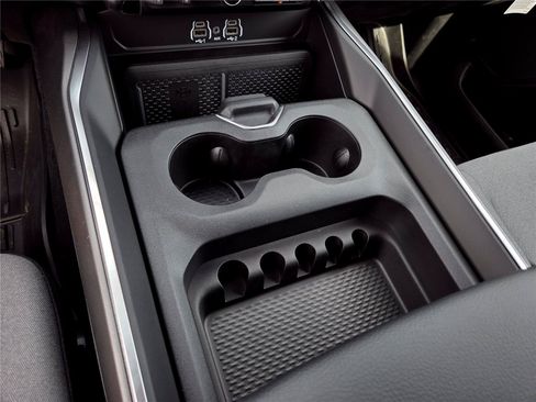 New 2026 RAM 1500 Big Horn AWD/4WD image 15