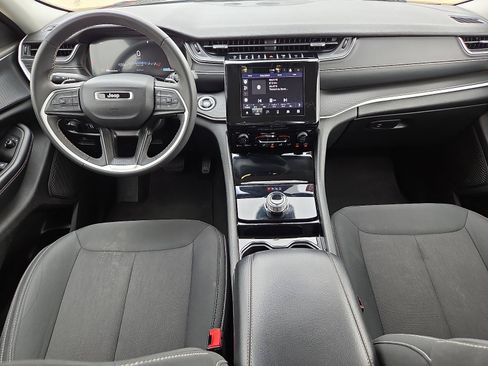 Used 2023 Jeep Grand Cherokee L Laredo AWD/4WD image 11