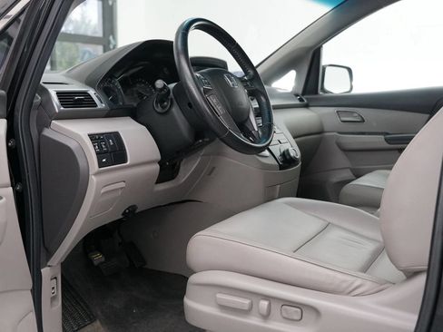 Used 2011 Honda Odyssey EX-L image 19