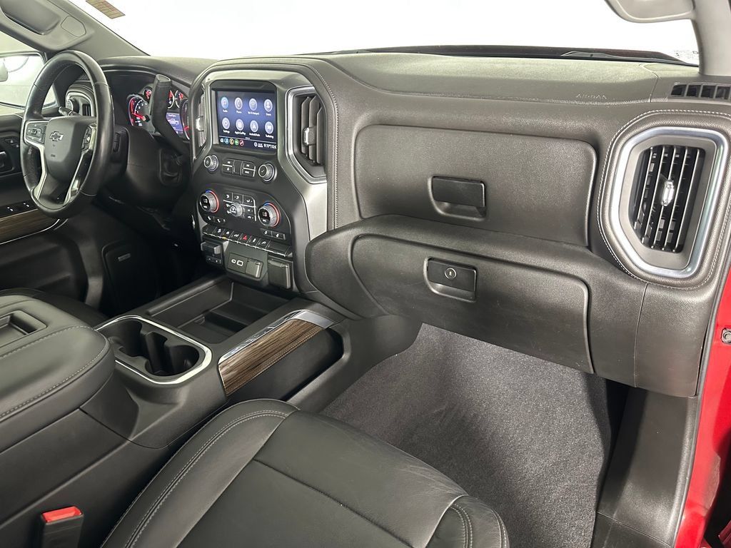 Used 2020 Chevrolet Silverado 1500 LT Trail Boss AWD/4WD image 32