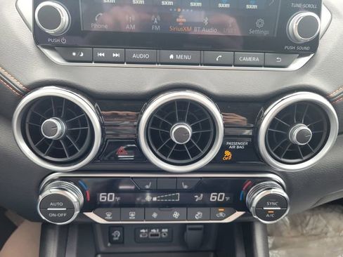 New 2025 Nissan Sentra SR w/ Midnight Edition image 25