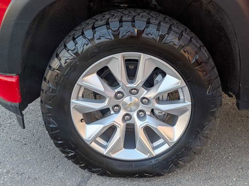 Used 2021 Chevrolet Silverado 1500 Custom AWD/4WD image 14