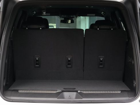 Used 2024 Chevrolet Tahoe RST w/ Sport Performance Package image 8