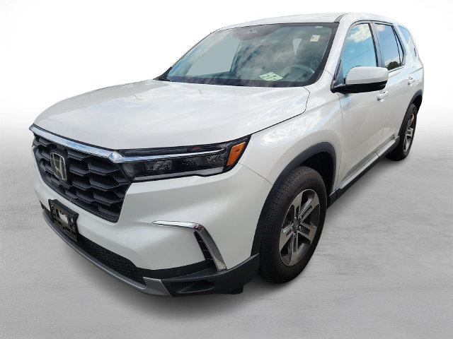 Used 2025 Honda Pilot EX-L image 2