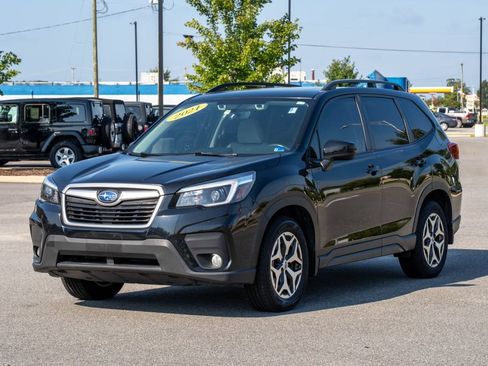 Used 2021 Subaru Forester Premium w/ Popular Package #1 AWD/4WD image 3