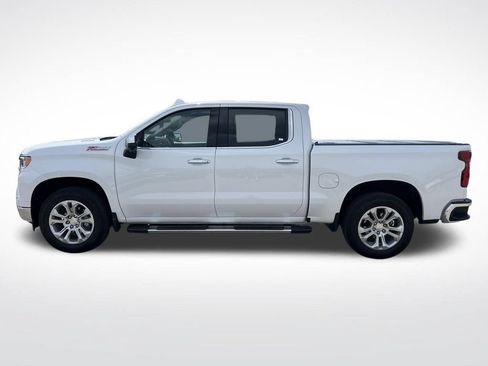 Used 2023 Chevrolet Silverado 1500 LTZ w/ Technology Package AWD/4WD image 6