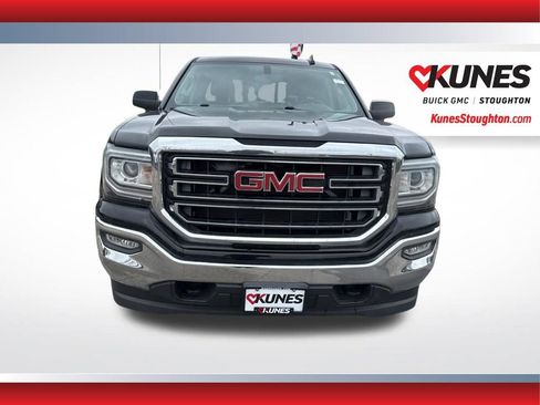 Used 2016 GMC Sierra 1500 SLE w/ SLE Value Package AWD/4WD image 3