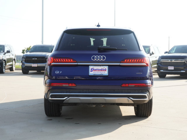 Used 2022 Audi Q7 3.0T Premium Plus w/ Premium Plus Package AWD/4WD image 8