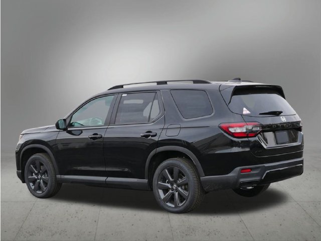 New 2026 Honda Pilot Sport image 3