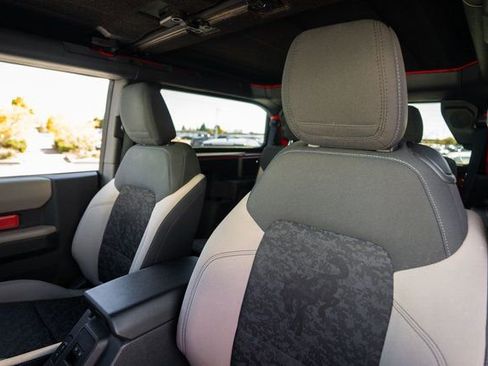 Used 2021 Ford Bronco Wildtrak image 6