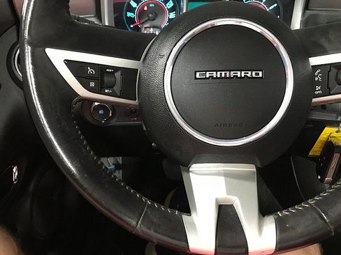 Used 2011 Chevrolet Camaro LT RWD image 28