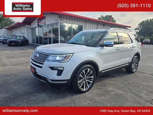 Used 2019 Ford Explorer Platinum image 9