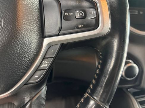 Used 2022 RAM 1500 Big Horn AWD/4WD image 18