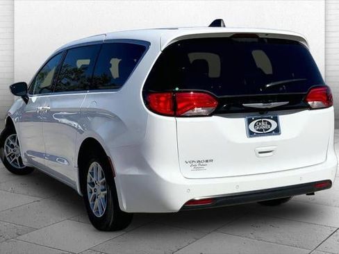 New 2026 Chrysler Voyager LX image 31