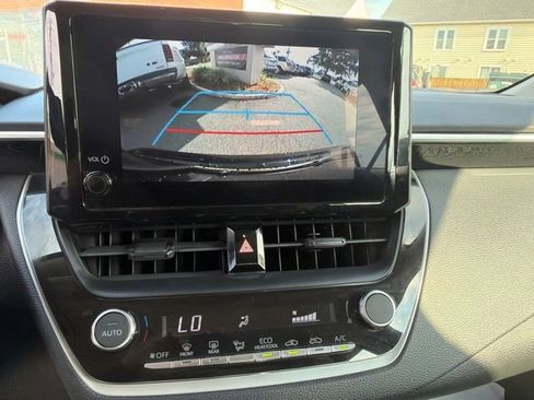 Used 2023 Toyota Corolla LE FWD image 24