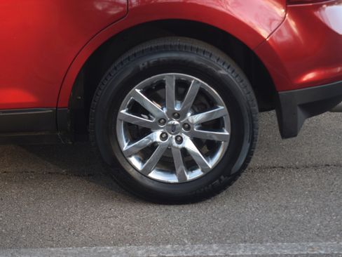 Used 2014 Ford Edge SEL w/ Equipment Group 205A image 26