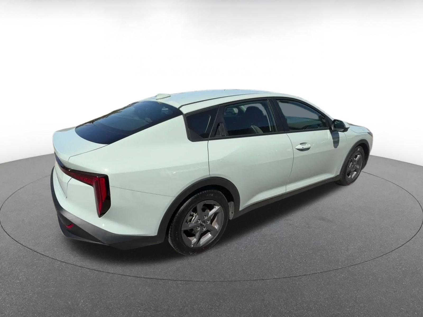 Used 2025 Kia K4 FWD image 14