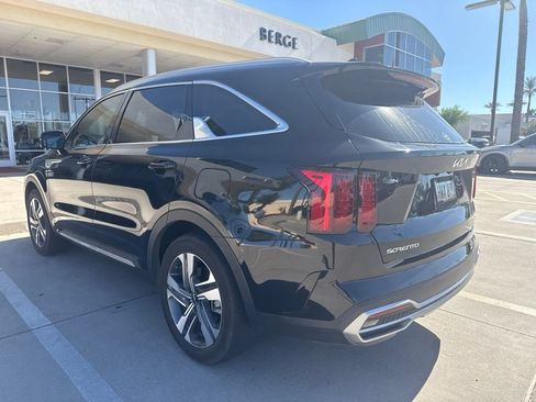 Used 2023 Kia Sorento EX AWD/4WD image 7