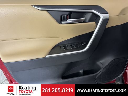 New 2025 Toyota RAV4 XLE image 13