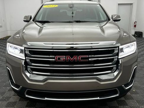 Used 2023 GMC Acadia SLE w/ Driver Convenience Package image 18