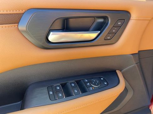 New 2025 Nissan Armada SL w/ Captain's Chari Seat Package image 13