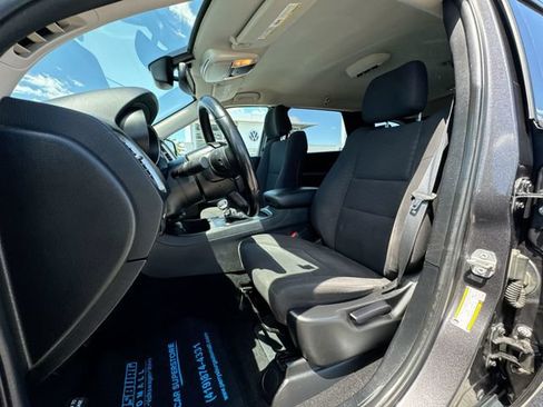 Used 2020 Dodge Durango SXT w/ 3rd Row Seating Group AWD/4WD image 19