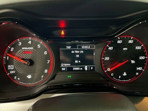 Used 2025 Chevrolet Trax RS image 12