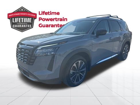 New 2026 Nissan Pathfinder Platinum image 3