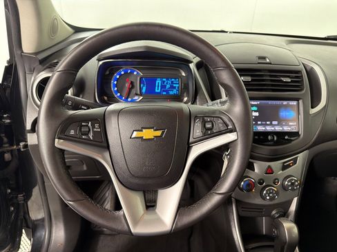 Used 2015 Chevrolet Trax LT w/ LT Plus Package FWD image 14