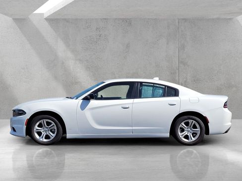 Used 2023 Dodge Charger SXT image 7