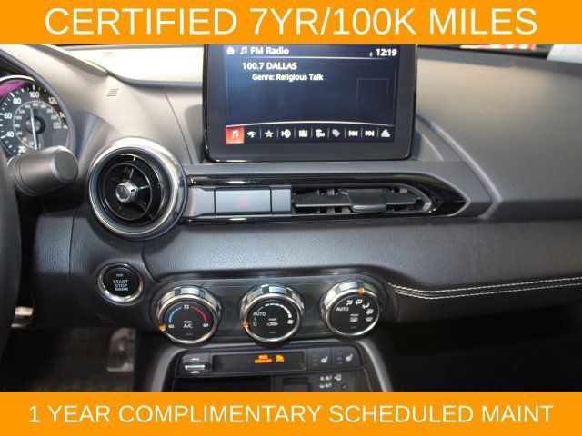Used 2022 MAZDA MX-5 Miata RF Grand Touring RWD image 17