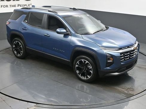 New 2026 Chevrolet Equinox LT w/ LPO, Floor Liner Package FWD image 26