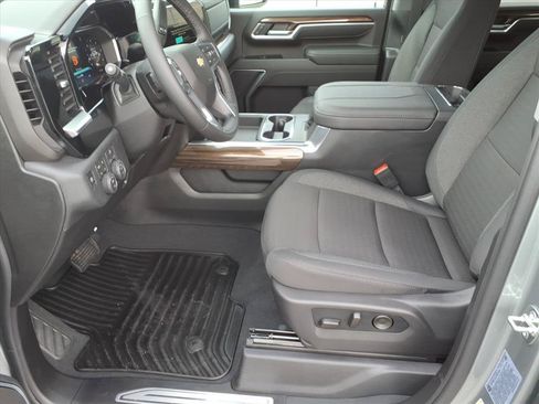 New 2026 Chevrolet Silverado 2500 LT w/ Convenience Package AWD/4WD image 10