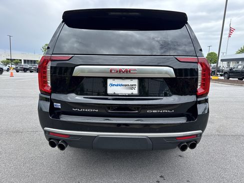 Used 2023 GMC Yukon XL Denali RWD image 9
