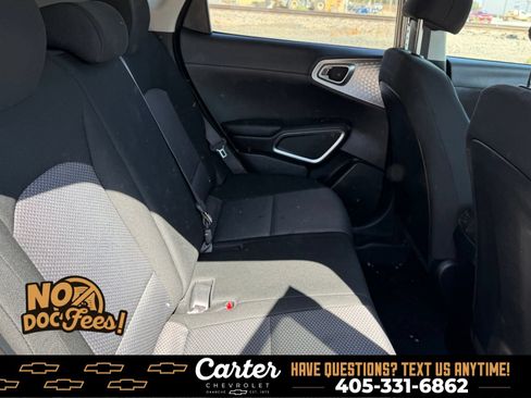 Used 2022 Kia Soul LX FWD image 22