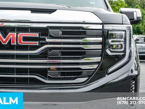Used 2025 GMC Sierra 1500 SLT RWD image 12