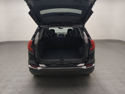 Used 2019 GMC Terrain SLT w/ Preferred Package FWD image 29