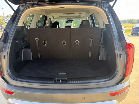 Used 2020 Kia Telluride S w/ S 8 Passenger Seating Package FWD image 15