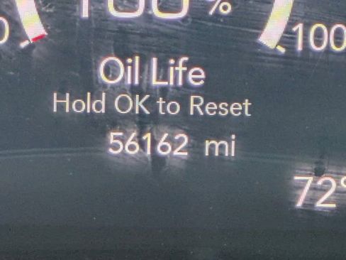 Used 2024 Chrysler Pacifica Touring-L image 24