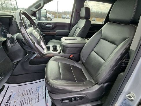 Used 2022 GMC Sierra 3500 SLT w/ SLT Convenience Package image 15