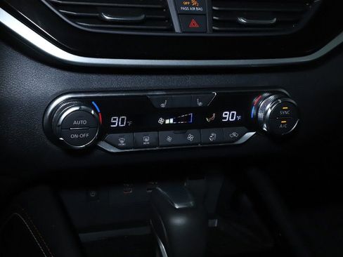 Certified 2025 Nissan Altima 2.5 SR w/ SR Premium Package image 29