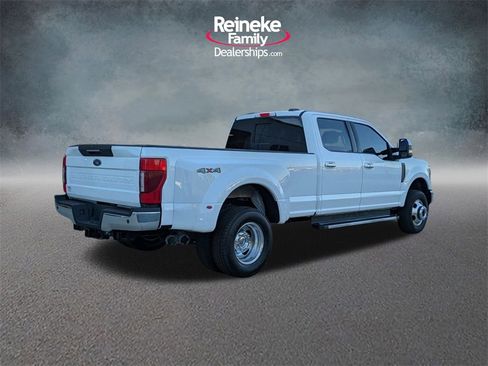 Used 2022 Ford F350 Lariat w/ Lariat Ultimate Package image 5