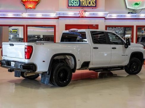 Used 2023 Chevrolet Silverado 3500 W/T w/ Gooseneck/5TH Wheel Package image 3