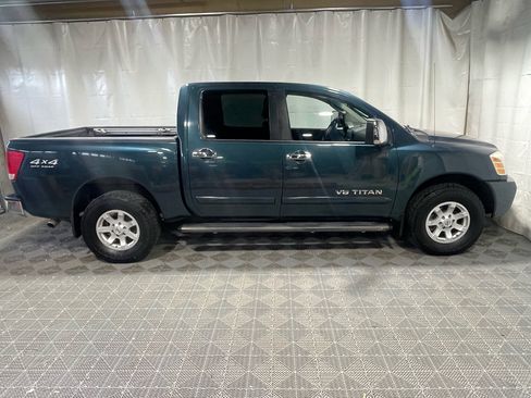 Used 2006 Nissan Titan LE w/ (R02) LE Off-Road Pkg image 8