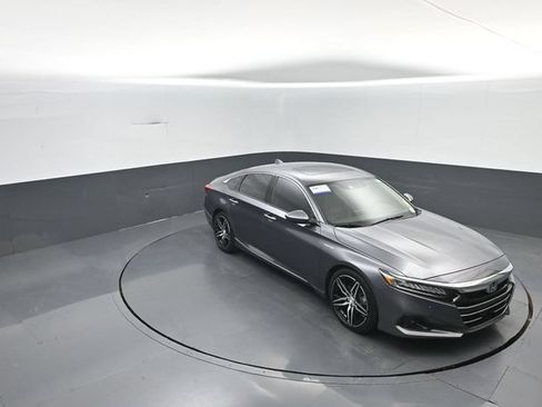 Used 2021 Honda Accord Touring image 20