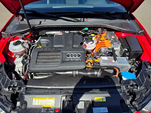 Used 2017 Audi A3 e-tron Premium Plus w/ Technology Package FWD image 51