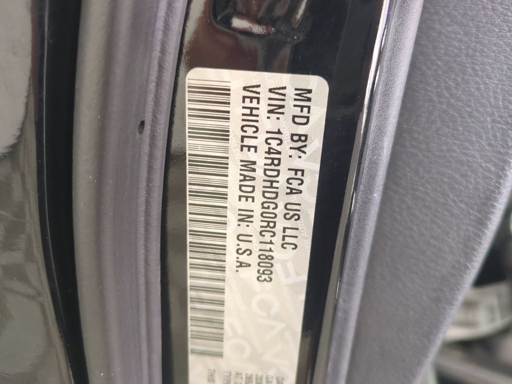 Used 2024 Dodge Durango GT RWD image 42