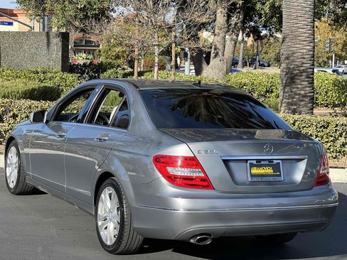 Used 2013 Mercedes-Benz C 250 Sedan w/ Premium 1 Pkg image 18