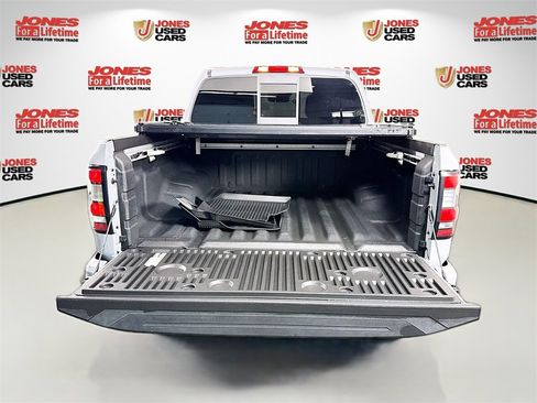 Used 2022 Nissan Frontier PRO-4X w/ Pro-4X Premium Package image 30